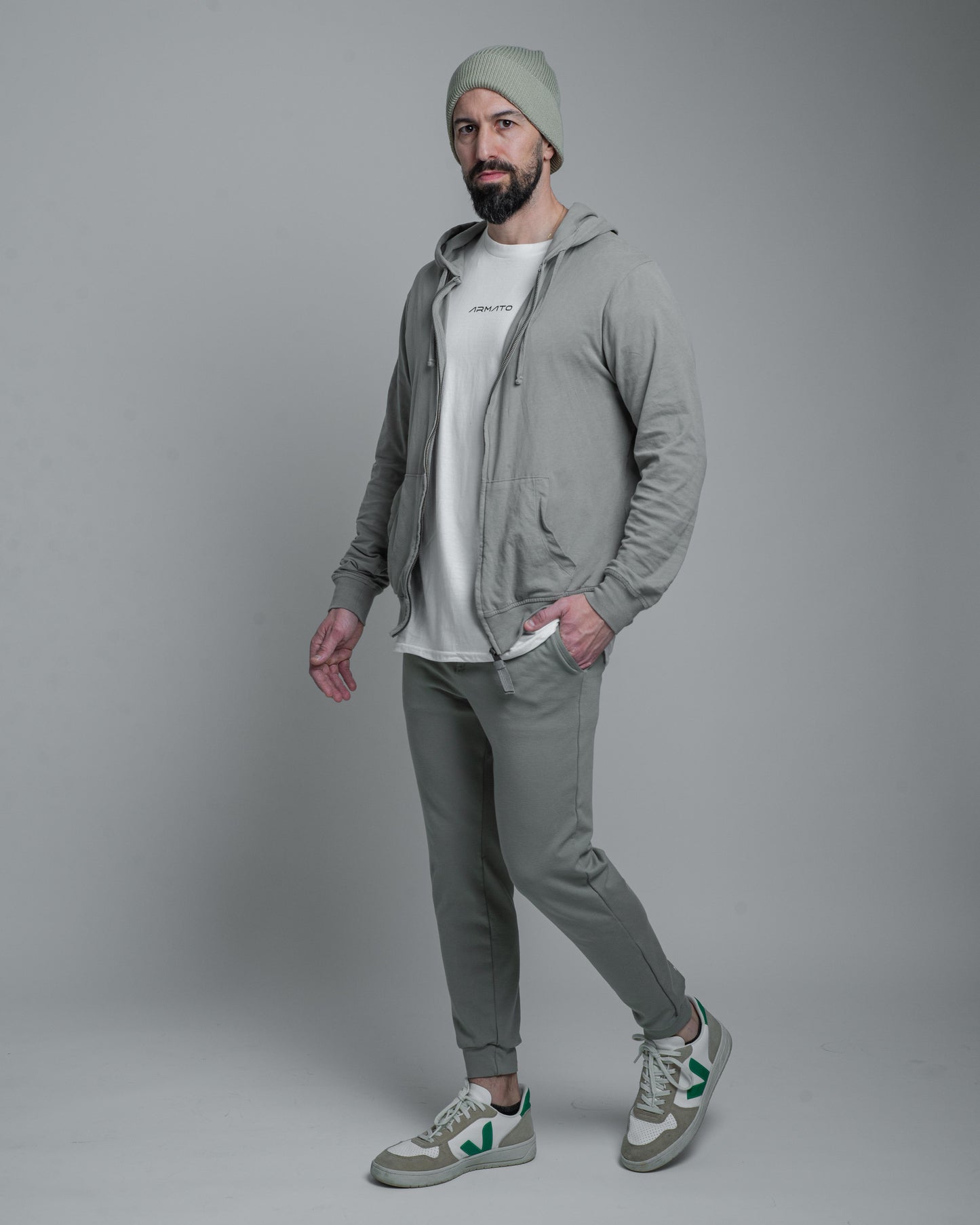 Limited Time Offer! Holidays Savings bundle - Shorts + Trainers